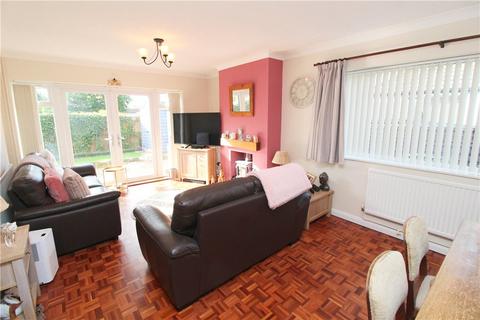 2 bedroom bungalow for sale, Greenfield Road, Newport Pagnell, Buckinghamshire