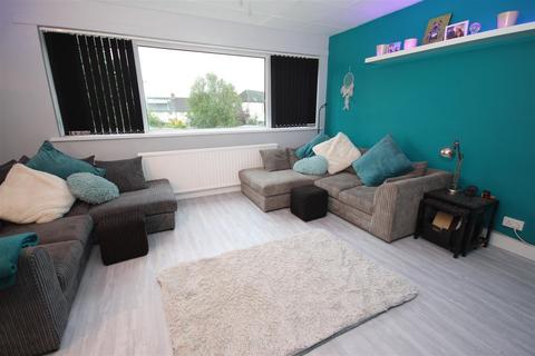 Flat 5, Whitland House Bishops Close, Whitchurch, Cardiff, CF14 1PL