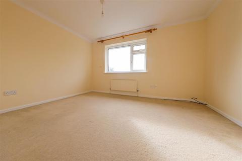 2 bedroom terraced house to rent, Sheppard Way, Portslade, Brighton