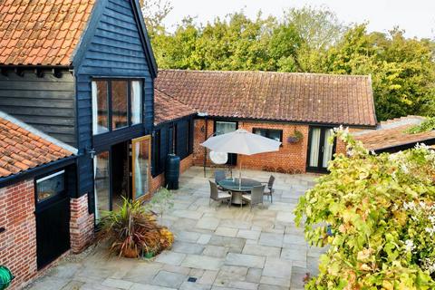 5 bedroom barn conversion for sale, Combs Lane, Stowmarket IP14