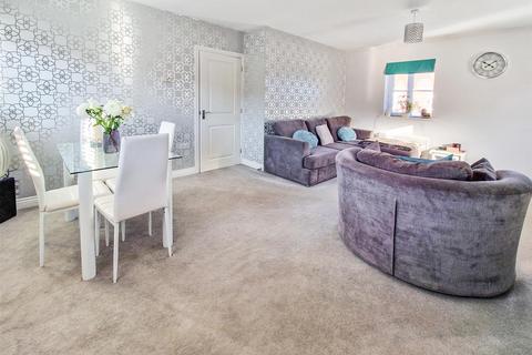 4 Hilton Close, Kempston, Bedford, MK42 7FT