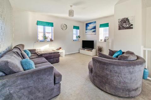 4 Hilton Close, Kempston, Bedford, MK42 7FT