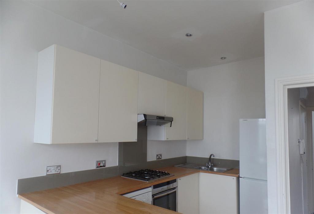Kitchen.JPG