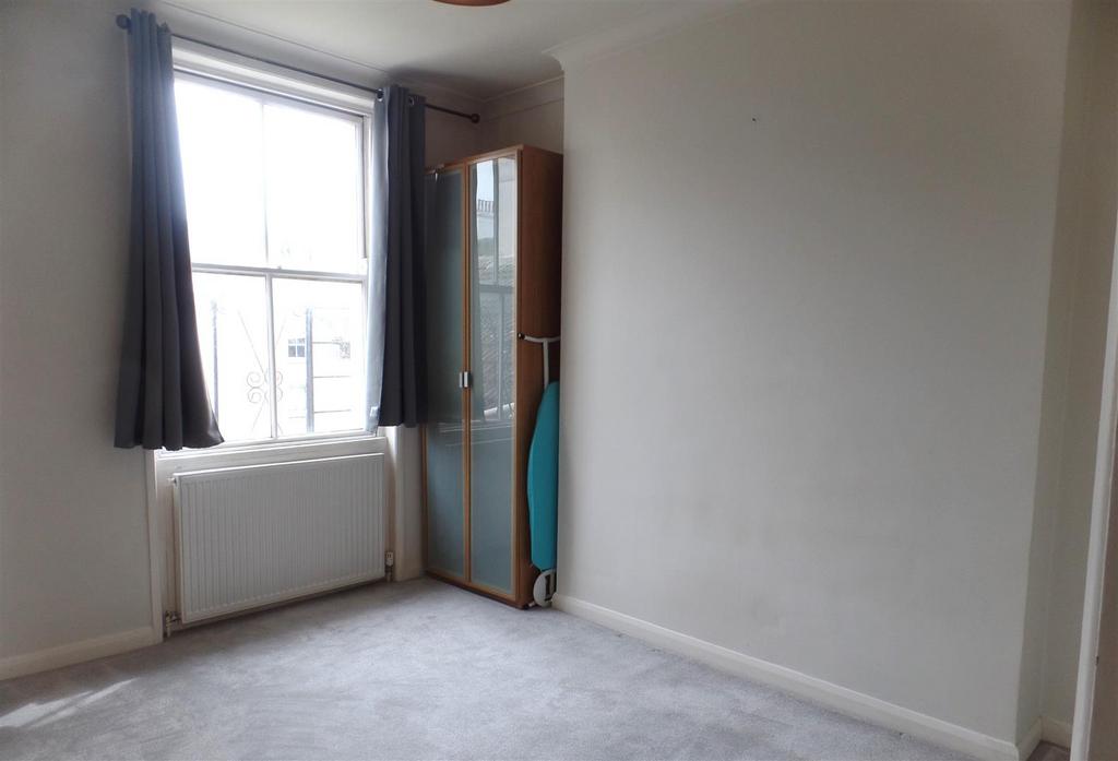 Bedroom.JPG