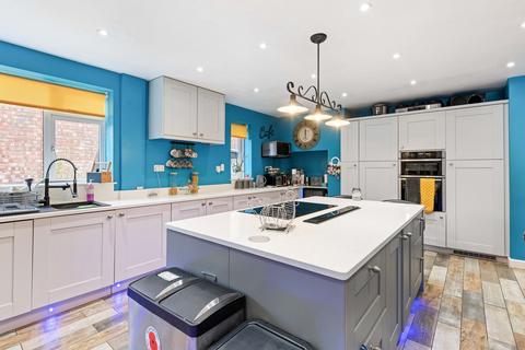 6 bedroom detached house for sale, Glentworth Crescent, Skegness PE25