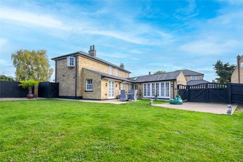 3 bedroom detached house for sale, Culvert Lane, Uxbridge, UB8