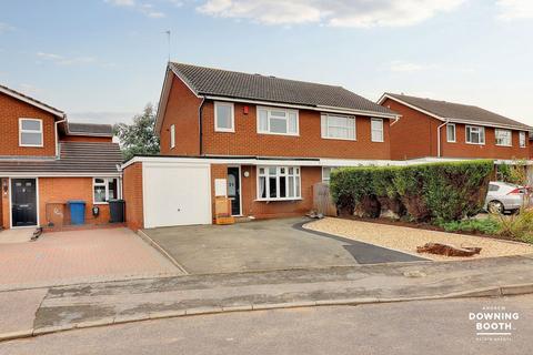 3 bedroom semi-detached house for sale, Southwark Close, Lichfield WS13