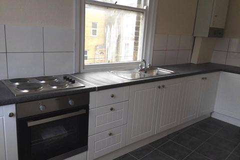 2 bedroom flat to rent, Northdown Road, Margate CT9