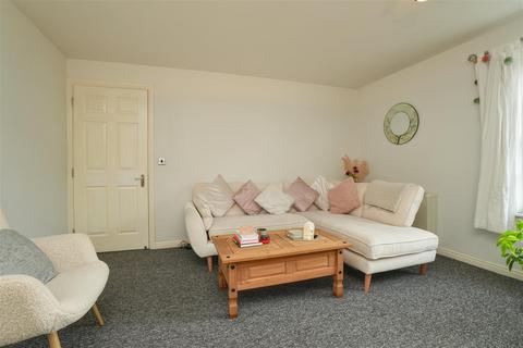 2 bedroom apartment for sale, Wilkinsons Court, Easingwold, York