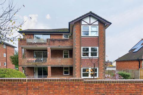 2 bedroom apartment for sale, Waterslade, Redhill RH1