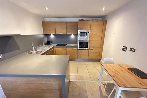 2 bedroom apartment for sale, Vallea Court, Green Quarter, Manchester