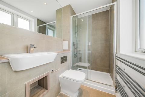 2 bedroom apartment to rent, 2 bed, 3rd floor, Egret, The Halcyon in Fresh Wharf