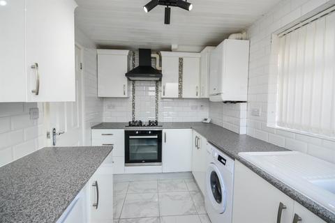 3 bedroom semi-detached house to rent, Courtney Court, Kingston Park