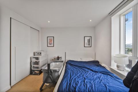 1 bedroom apartment for sale, Heritage Place, Brentford TW8