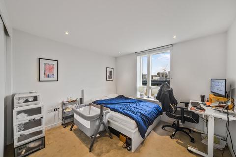 1 bedroom apartment for sale, Heritage Place, Brentford TW8