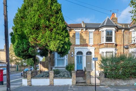 Flat 2, 62 Mount Pleasant Lane, London, E5 9EN