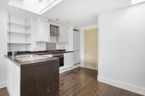 Flat 2, 62 Mount Pleasant Lane, London, E5 9EN