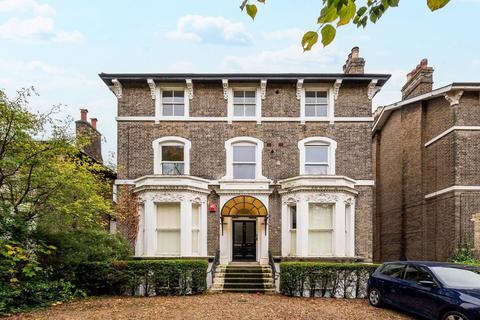 2 bedroom flat for sale, Shooters Hill Road, Blackheath, London, SE3