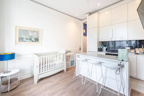 2 bedroom flat for sale, Callcott Road, Queen's Park, London, NW6