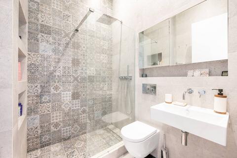 Flat 1, 35 Callcott Road, London, NW6 7EE