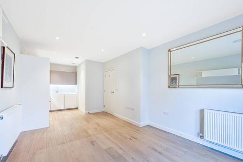 1 bedroom flat for sale, Wilkinson Close, Cricklewood, London, NW2