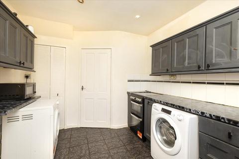 3 bedroom terraced house for sale, 30 Almond Crescent, Bonnyrigg, EH19