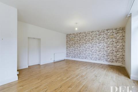 2 bedroom flat to rent, Brook Street, Penrith CA11