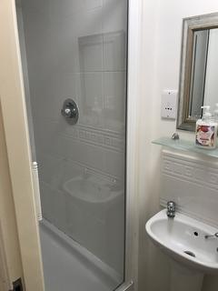 3 bedroom townhouse to rent, Brandforth Gardens, Westhoughton BL5