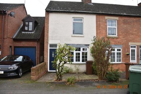 3 bedroom end of terrace house to rent, Hatton Park Road, Wellingborough NN8