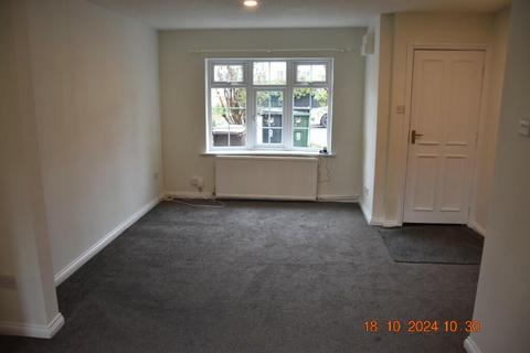 3 bedroom end of terrace house to rent, Hatton Park Road, Wellingborough NN8