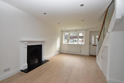 2 bedroom house to rent, Rothervale, Horley