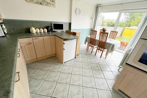 3 bedroom semi-detached house for sale, Christine Place, Scartho, Grimsby, N.E. Lincs, DN33 2JP