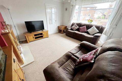 5 Christine Place, Grimsby, DN33 2JP