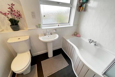 5 Christine Place, Grimsby, DN33 2JP