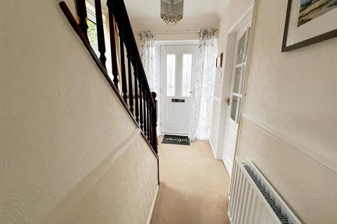 5 Christine Place, Grimsby, DN33 2JP