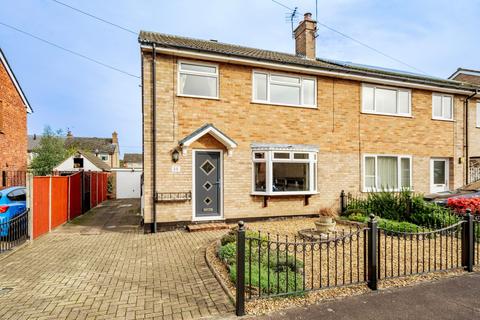 3 bedroom semi-detached house for sale, Tanager Close, Norwich