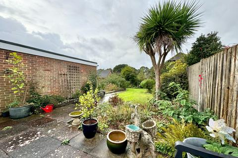 2 bedroom semi-detached bungalow for sale, St John's Road, Locks Heath