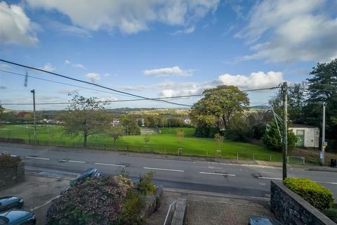 4 bedroom semi-detached house for sale, Sunnybank Road, Pontypool NP4