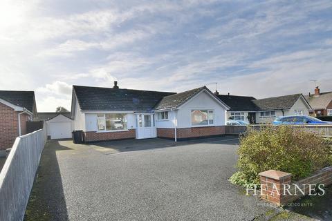 2 bedroom detached bungalow for sale, Bramley Road, Ferndown, BH22