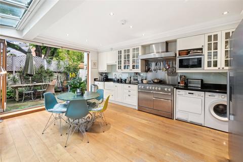 4 bedroom terraced house for sale, Bronsart Road, Fulham, London, SW6