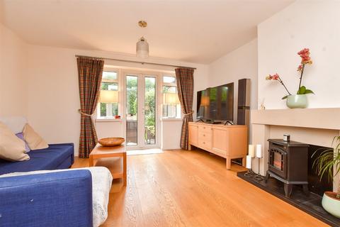 3 bedroom semi-detached house for sale, Yewlands Close, Banstead, Surrey