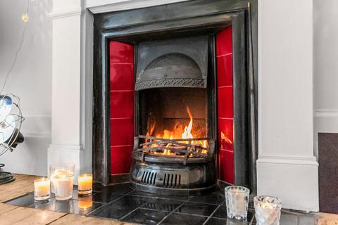 158 Albert Road, Glasgow, G42 8UF
