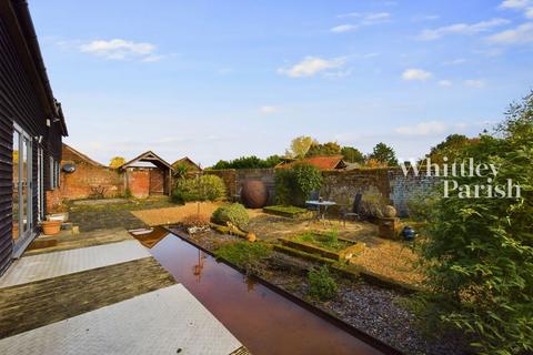 4 bedroom barn conversion for sale, Wymondham Road, Norwich NR16