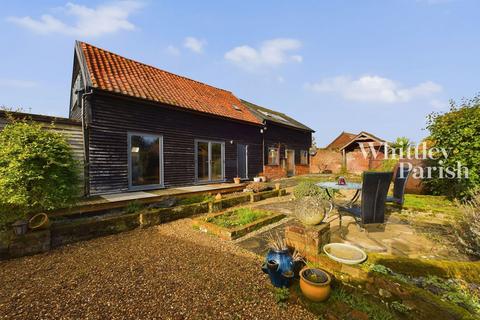 4 bedroom barn conversion for sale, Wymondham Road, Norwich NR16