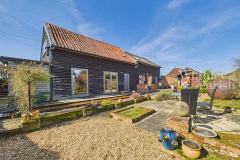 4 bedroom barn conversion for sale, Wymondham Road, Norwich NR16