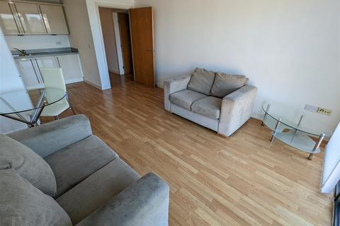 2 bedroom apartment to rent, Zenith, Chapel Street, Salford