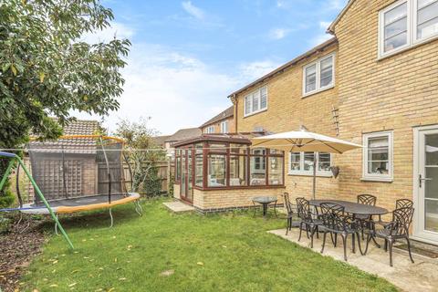 4 bedroom detached house for sale, Carterton,  Oxfordshire,  OX18