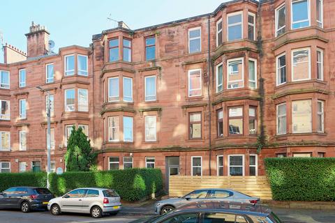 2 bedroom flat for sale, Flat 2/2,  16  Roslea Drive, Dennistoun, Glasgow, G31 2LG