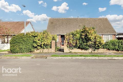 3 bedroom bungalow for sale, Dreadnought Avenue, Minster