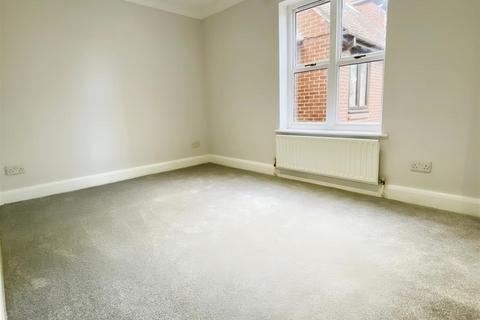 Flat 15, The Chimes Bishops Walk, Rochester, ME1 1AF